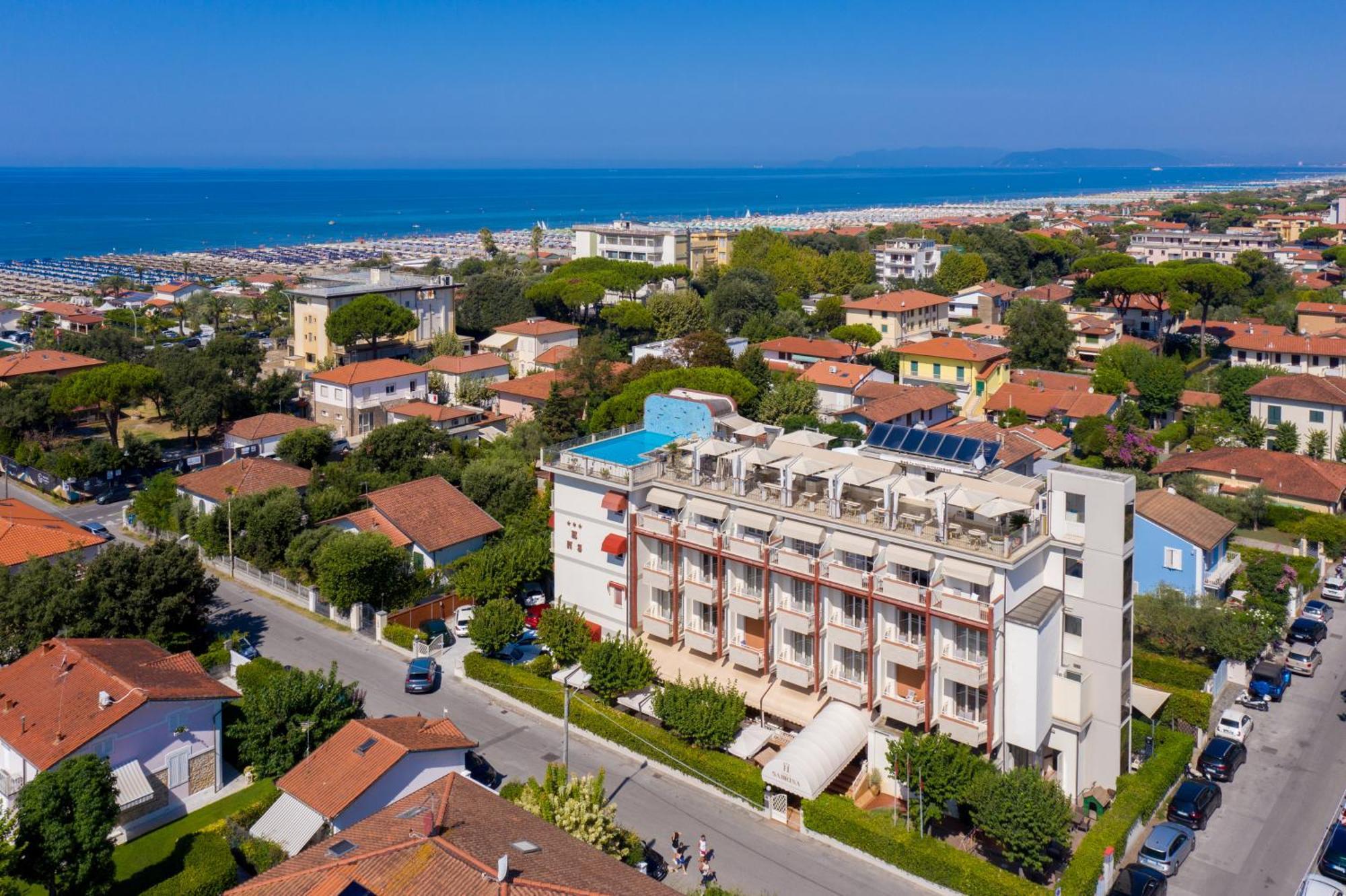 Hotel Nuova Sabrina มารินา ดิ เปียตราซันตา ภายนอก รูปภาพ